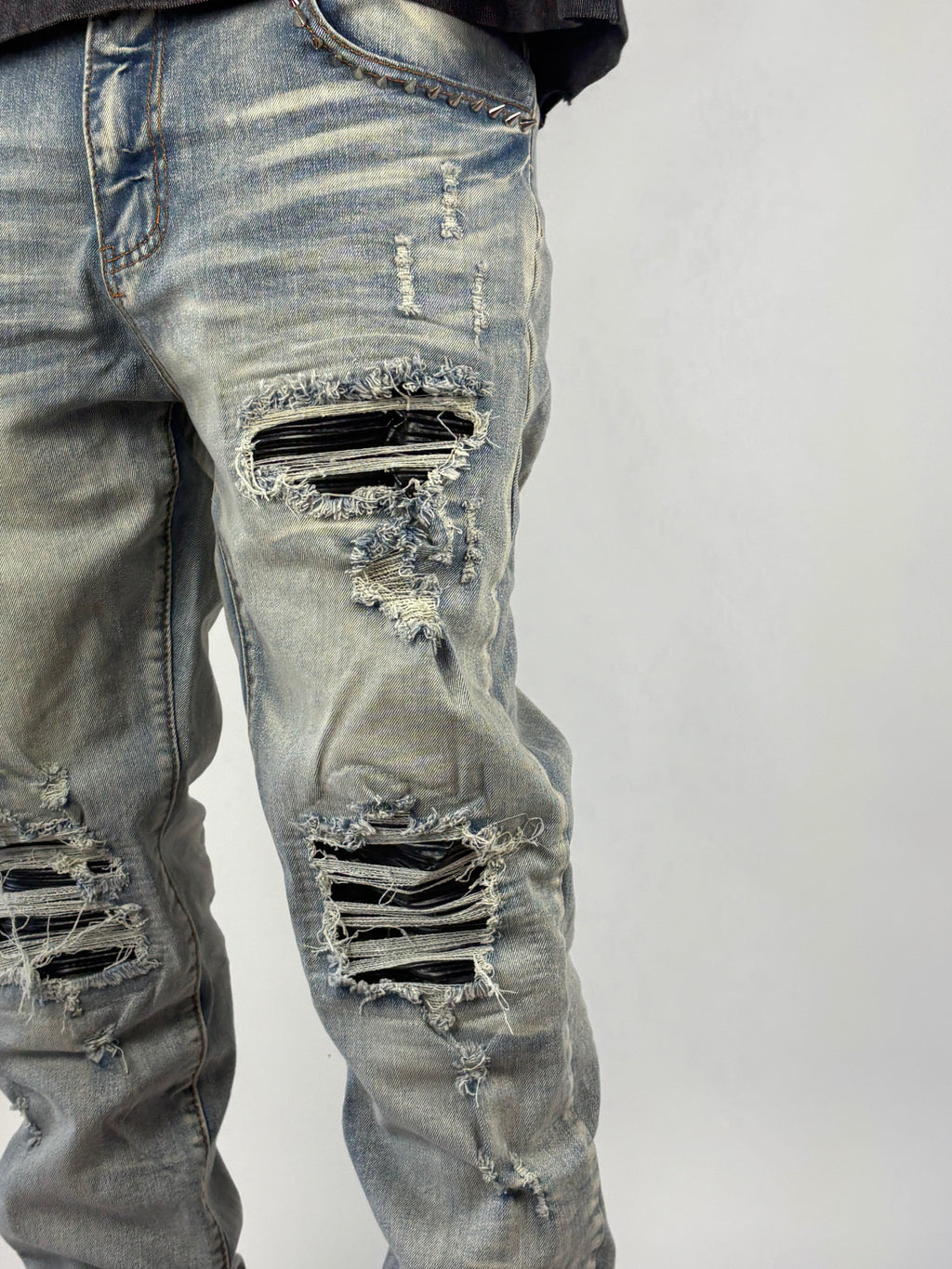 LYRCKSS JEANS BLACK