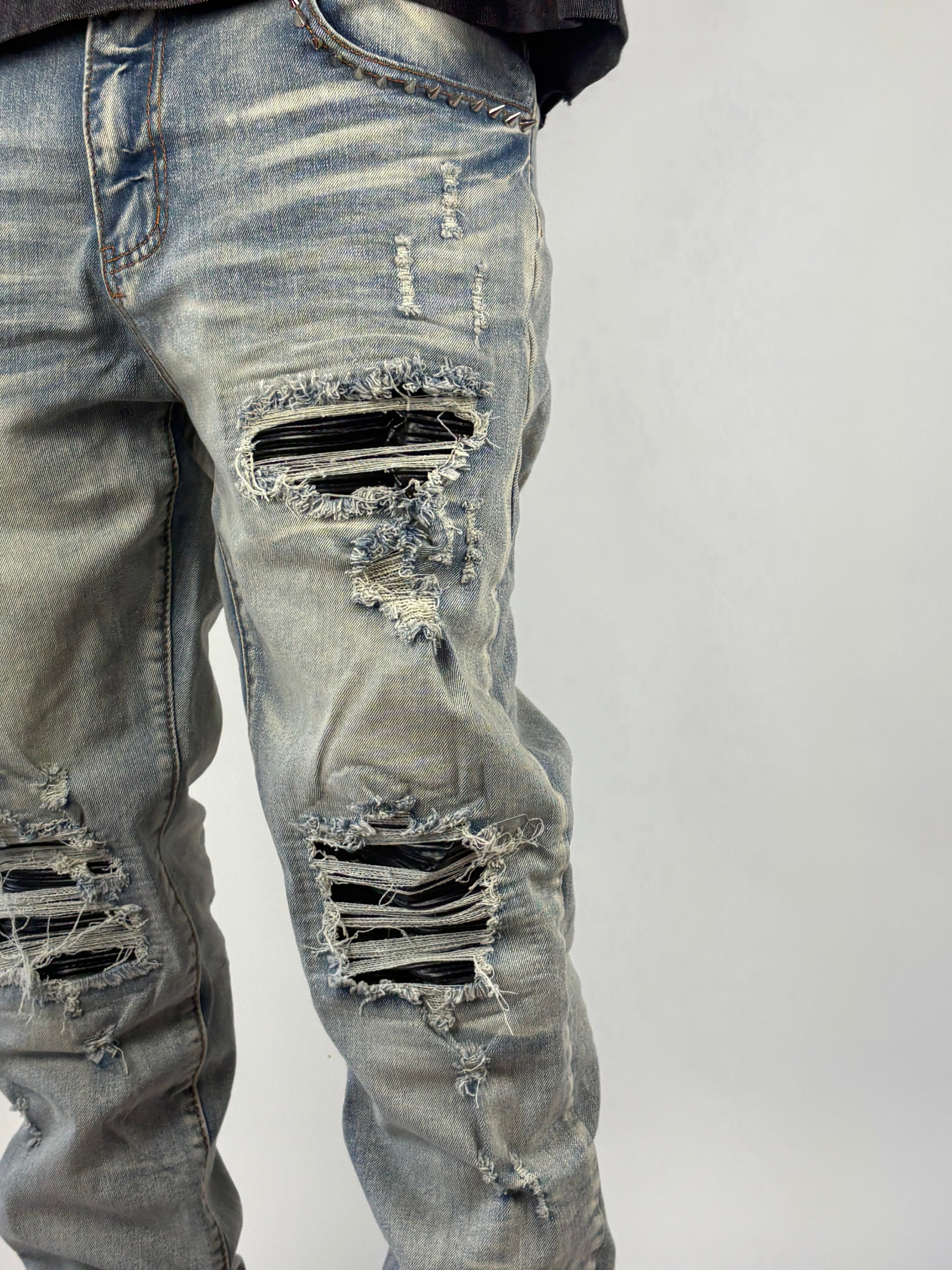 LYRCKSS JEANS BLACK